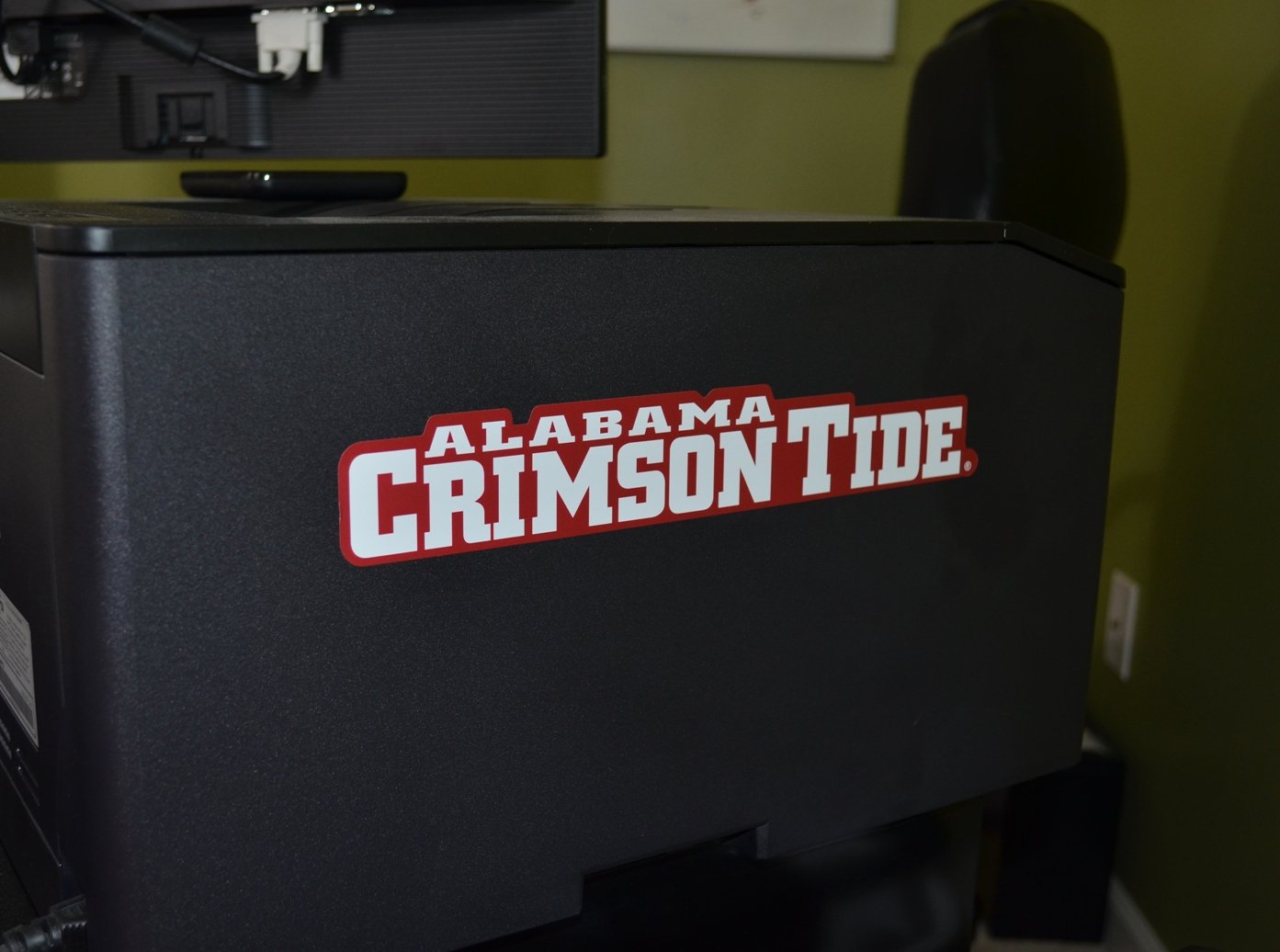 Official National Collegiate Athletic Association Fan Shop Licensed NCAA Shop Multi-use Decals. Show Team Pride At Home or Work with Four Independent Decals. Stick on Anything with a Smooth Surface.