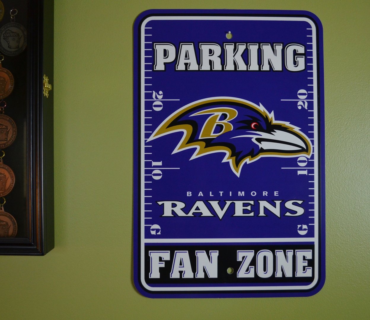 Fremont Die Official National Football League Fan Shop Authentic NFL Parking Sign