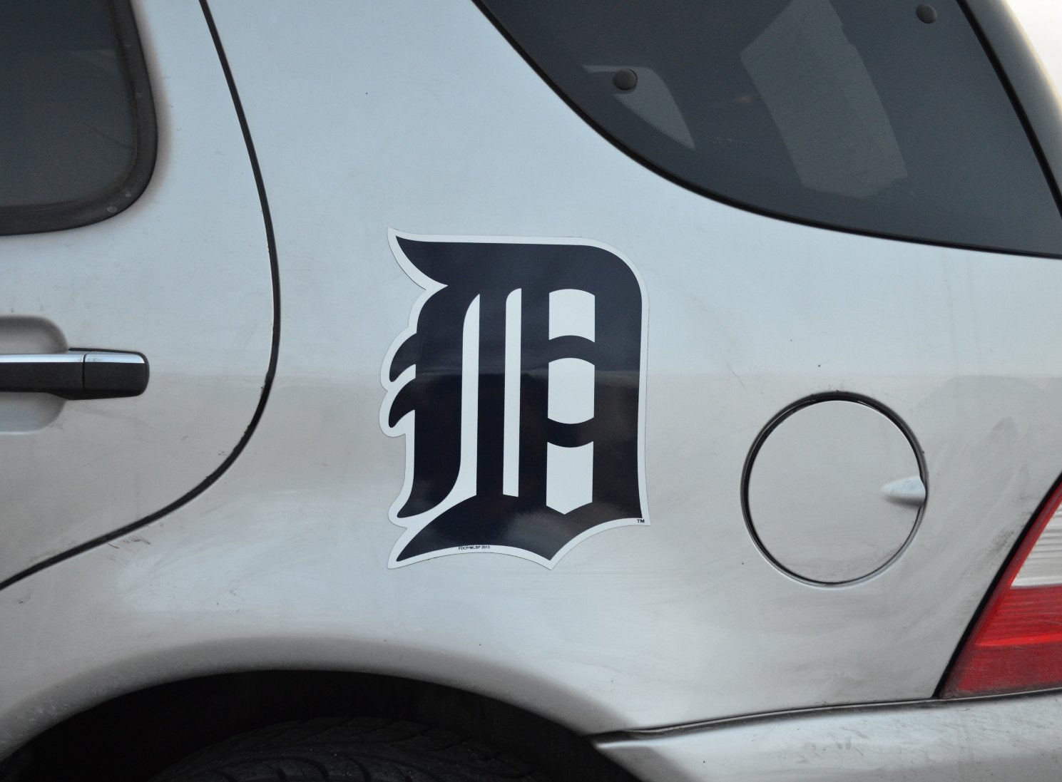Official Major League Baseball Fan Shop Authentic 12" Jumbo MLB Auto Magnet Banner Logo